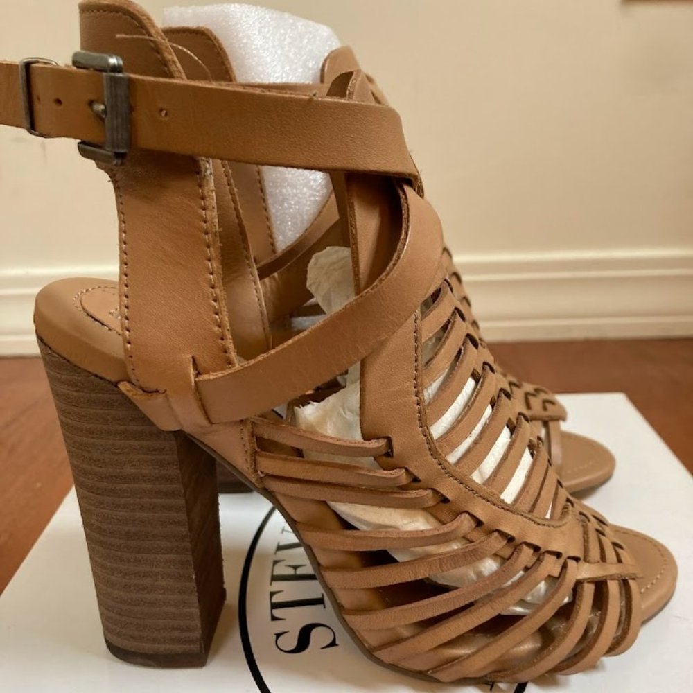 Steve Madden Savine 5.5 Tan Block Heels